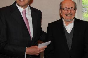 Embajador A. Trombetta y Sr Guillermo Mordillo